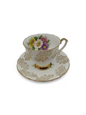 Vintage Windsor Bone China Footed Teacup Saucer Gold Floral England